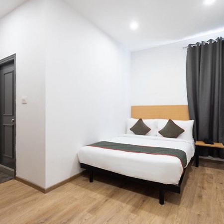 Townhouse Hotel Mannat International Kalkutta Kültér fotó